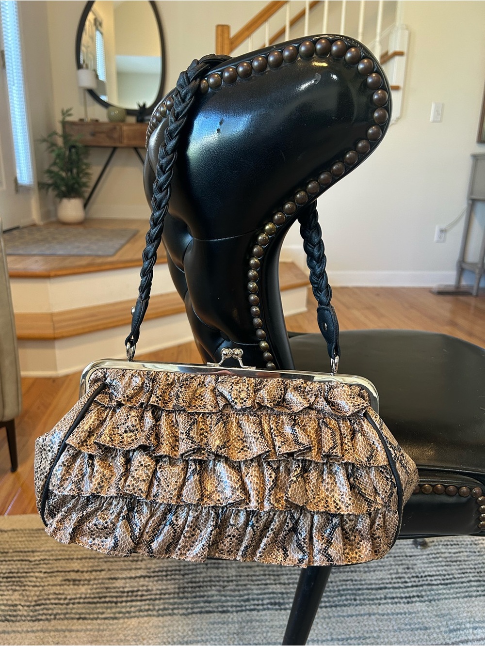 Vintage Y2K Ruffle Snakeskin Kiss Lock Handbag Clutch Braided Strap